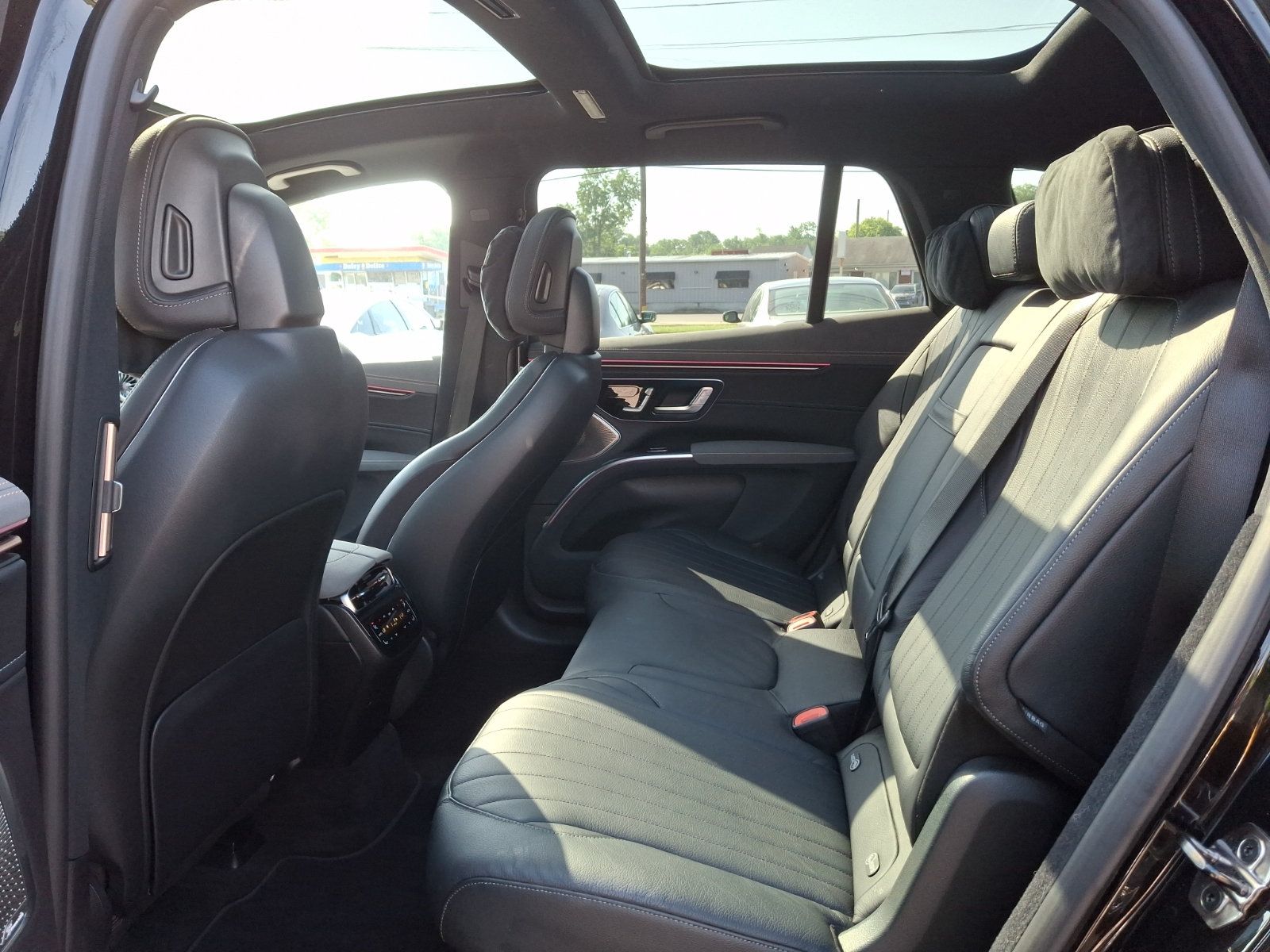 Used 2023 Mercedes-Benz EQS 450+ image 10