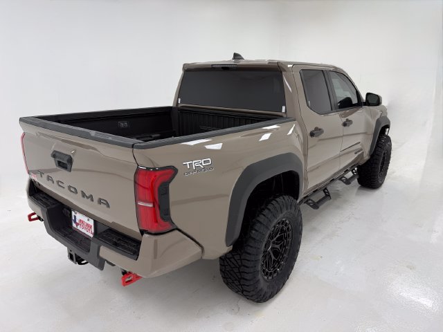 Used 2026 Toyota Tacoma TRD Off-Road AWD/4WD image 38