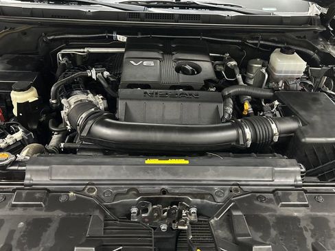 Certified 2023 Nissan Frontier PRO-4X w/ Pro Convenience Package image 11