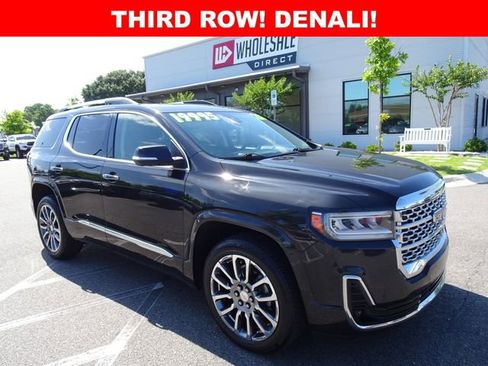 Used 2020 GMC Acadia Denali w/ Technology Package FWD image 1