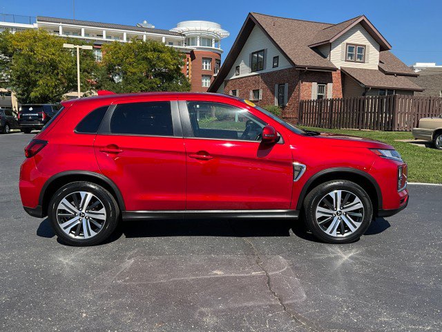 Used 2023 Mitsubishi Outlander Sport ES AWD/4WD image 8