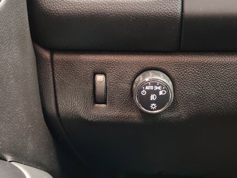 Used 2019 Chevrolet Colorado LT w/ LT Convenience Package image 23