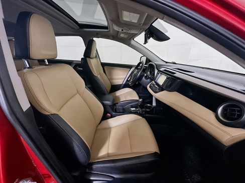 Used 2016 Toyota RAV4 Limited w/ Advanced Technology Package image 33