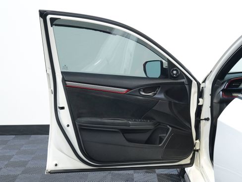 Used 2018 Honda Civic Type R image 20