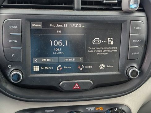 Used 2024 Kia Soul LX image 20