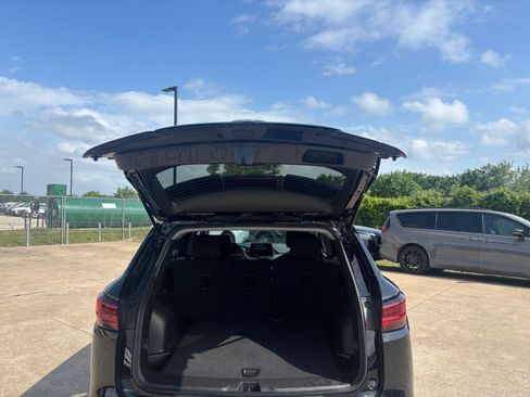 Used 2025 Chevrolet Blazer LT image 30