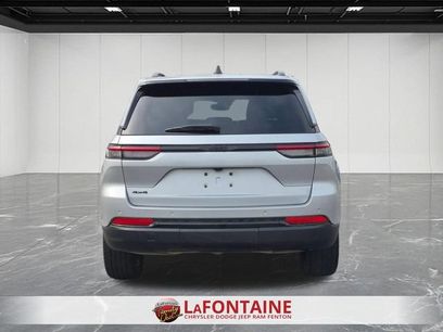 Used 2024 Jeep Grand Cherokee Altitude