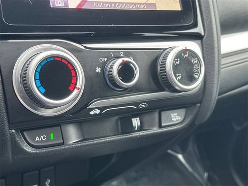 Used 2015 Honda Fit EX image 25