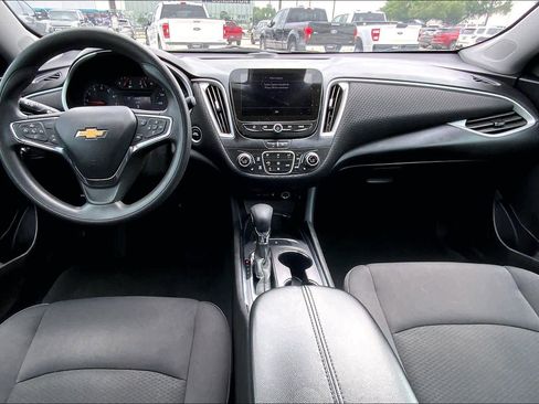 Used 2023 Chevrolet Malibu LT FWD image 15
