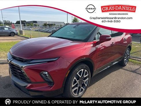 Used 2025 Chevrolet Blazer RS w/ Enhanced Convenience Package FWD image 1