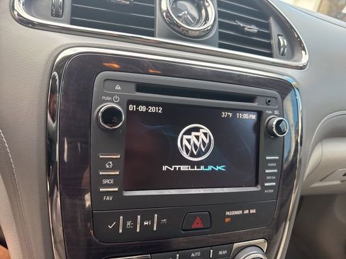 Used 2017 Buick Enclave Leather image 25