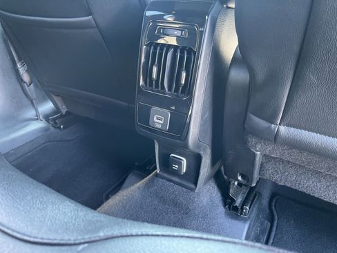 Used 2025 Jeep Compass Limited AWD/4WD image 29