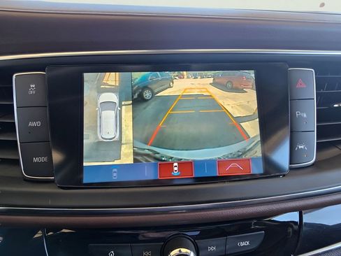 Used 2019 Buick Enclave Avenir w/ Avenir Technology Package image 38