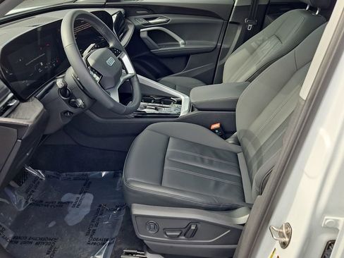 Certified 2025 Audi Q5 Premium Plus w/ Premium Plus image 11