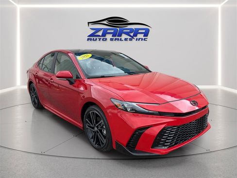 Used 2025 Toyota Camry XSE w/ Premium Package AWD/4WD image 8
