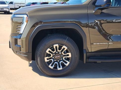 New 2026 GMC Sierra EV Elevation image 21