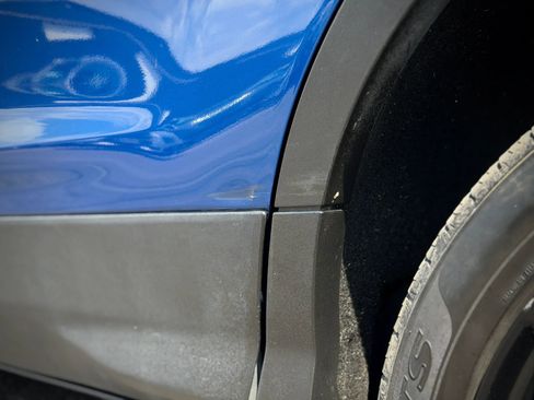 Used 2018 Ford Escape SE w/ SE Sport Appearance Package AWD/4WD image 45