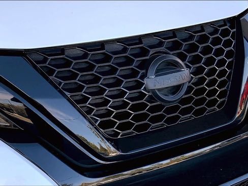 Used 2022 Nissan Murano SV w/ SV Midnight Edition Package image 29