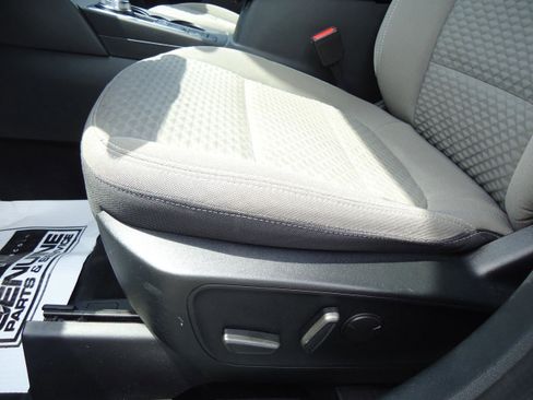 Used 2020 Ford Escape SE AWD/4WD image 23