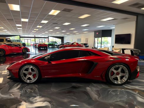 Used 2016 Lamborghini Aventador LP 750-4 Superveloce AWD/4WD image 15