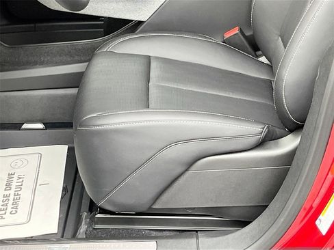 New 2026 Cadillac Optiq Sport 2 w/ LPO, Floor Liner Package image 19