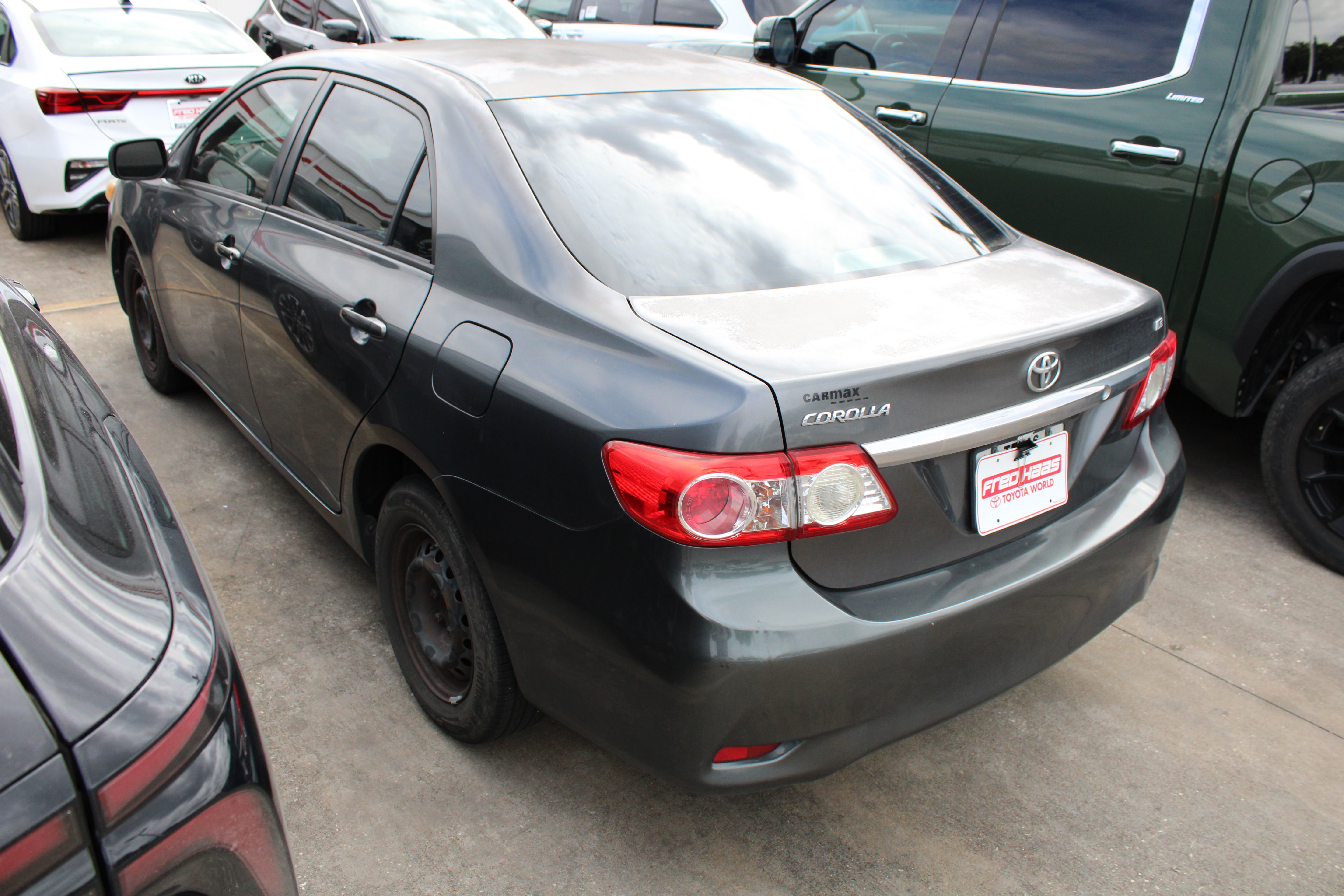 Used 2011 Toyota Corolla LE FWD image 6