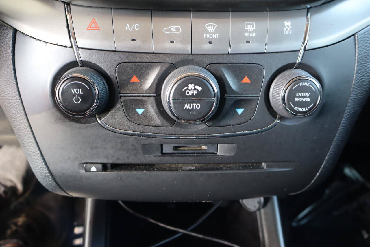 Used 2018 Dodge Journey Crossroad AWD/4WD image 22