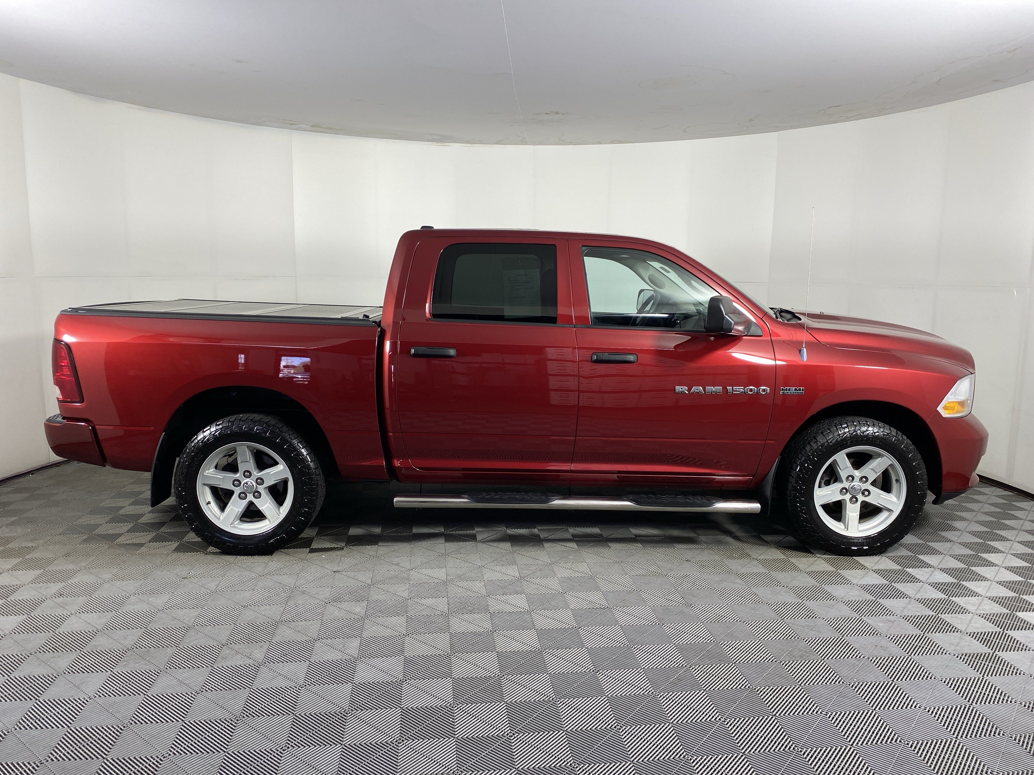 Used 2012 RAM 1500 Express w/ ST Popular Equipment Group AWD/4WD image 2