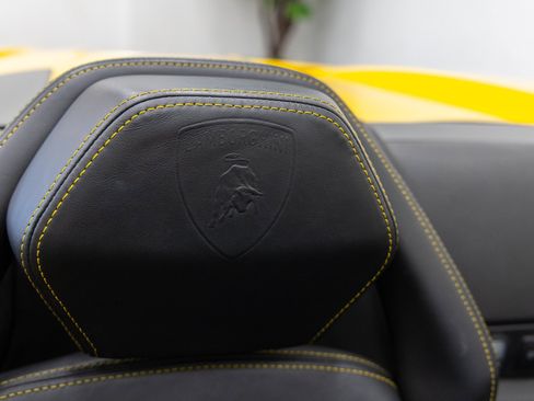 Used 2013 Lamborghini Gallardo LP 550-2 image 28