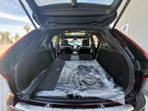 New 2026 Volvo XC60 B5 Plus w/ Protection Package image 32