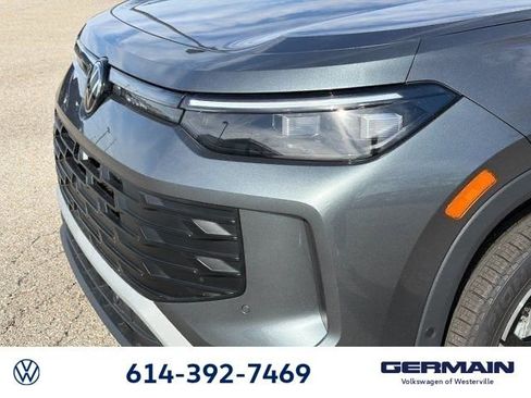 New 2026 Volkswagen Tiguan SE image 13