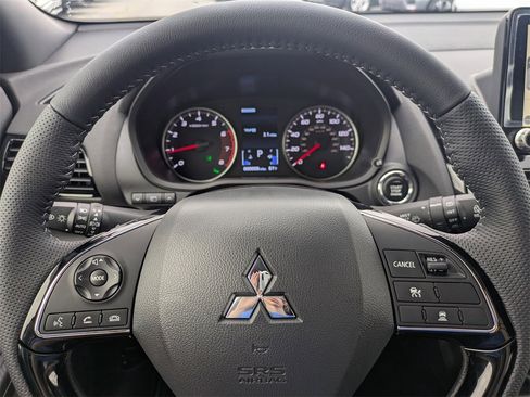 New 2025 Mitsubishi Eclipse Cross AWD image 31