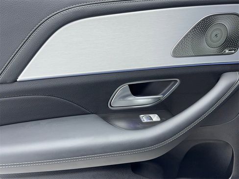 Used 2025 Mercedes-Benz GLE 53 AMG 4MATIC Coupe image 50