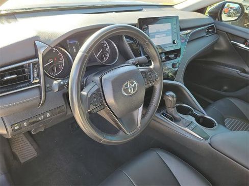 Used 2024 Toyota Camry SE image 23