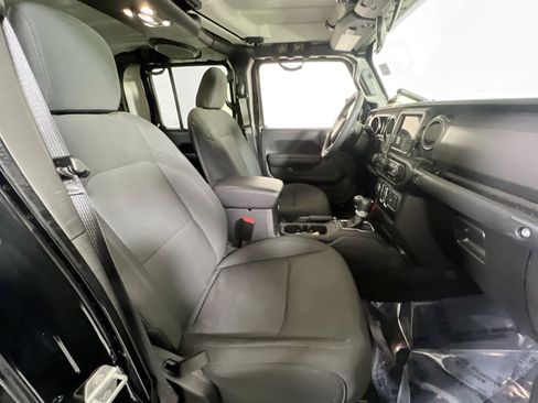 Used 2023 Jeep Gladiator Sport image 25