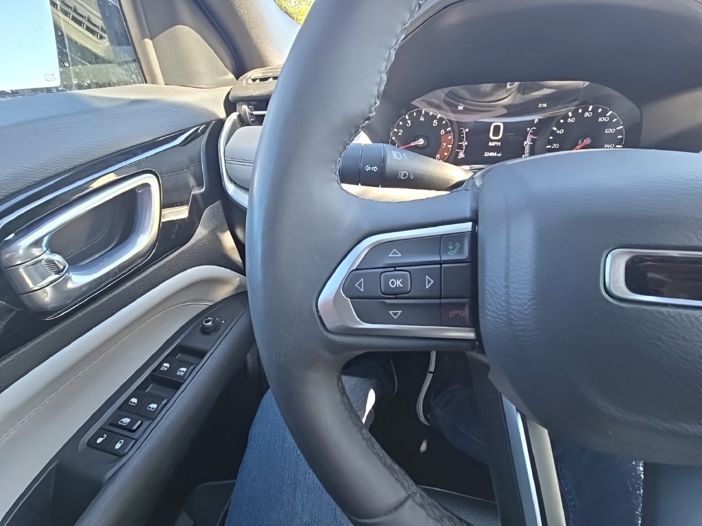 Used 2025 Jeep Compass Limited AWD/4WD image 18