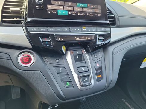 Certified 2026 Honda Odyssey EX-L image 24