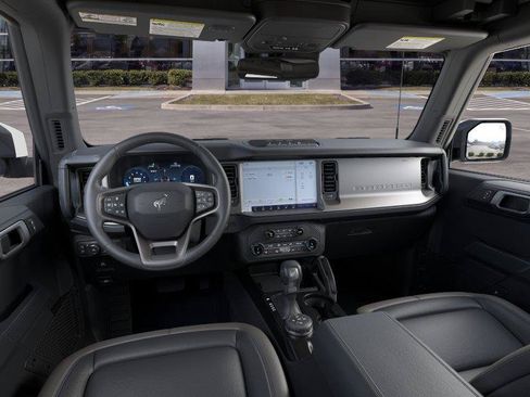 New 2026 Ford Bronco Outer Banks w/ Sasquatch Package AWD/4WD image 9