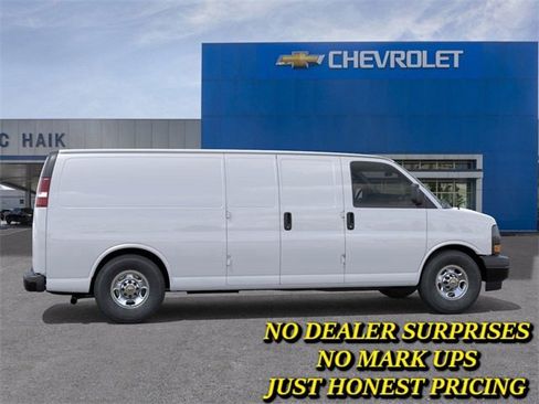 New 2025 Chevrolet Express 2500 Extended image 5