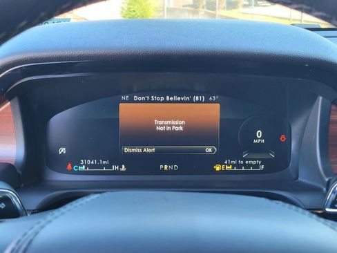 Used 2022 Lincoln Aviator Reserve image 28