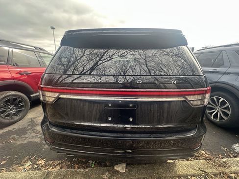 Used 2023 Lincoln Aviator Reserve w/ Equipment Group 201A AWD/4WD image 6