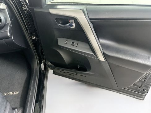 Used 2016 Toyota RAV4 XLE FWD image 30