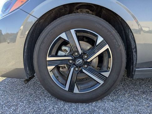 Certified 2024 Nissan Sentra SV image 12