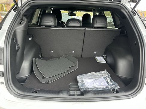 New 2026 Jeep Compass Limited image 14