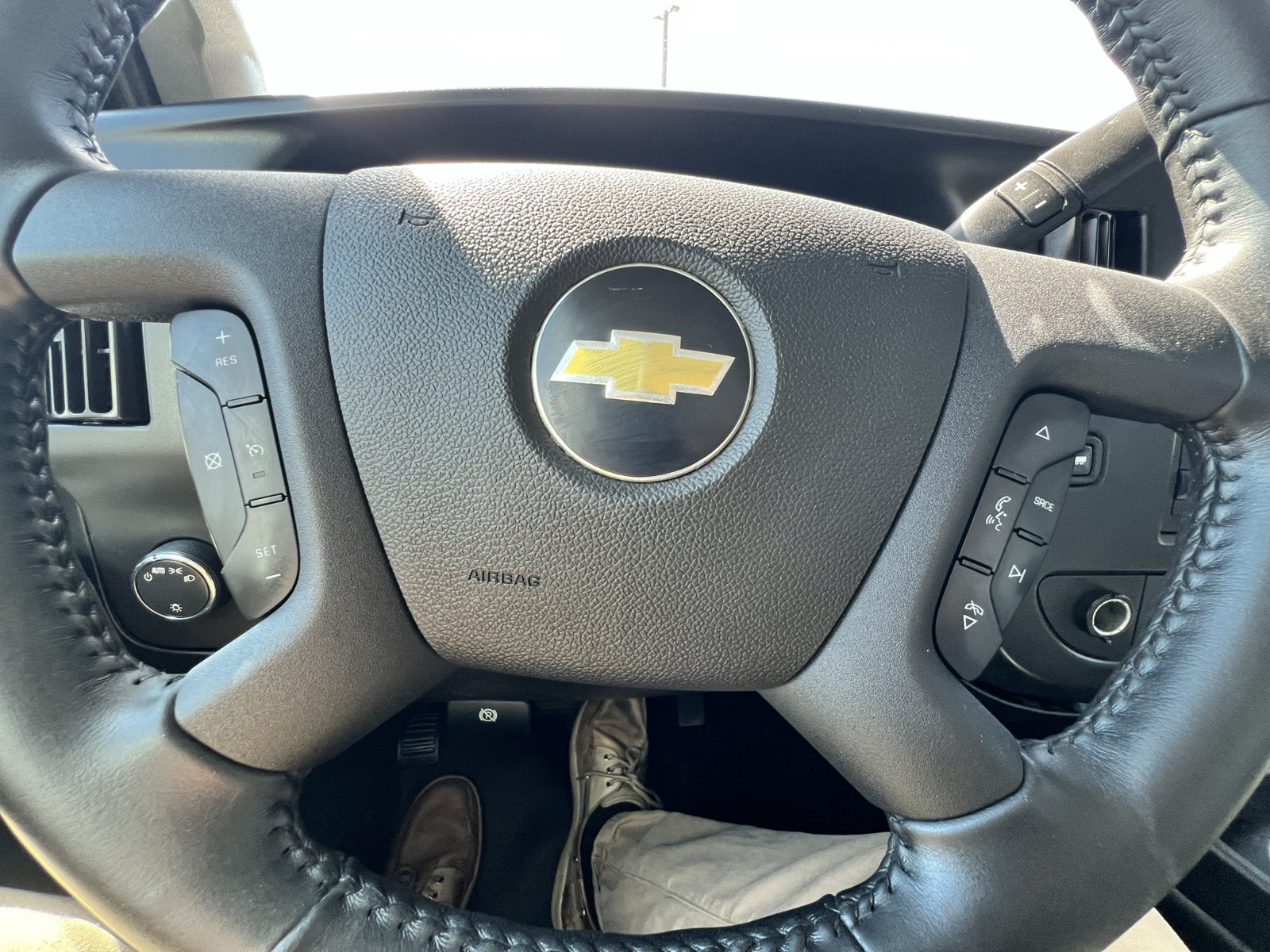 Used 2020 Chevrolet Express 3500 w/ Power Convenience Package RWD image 25