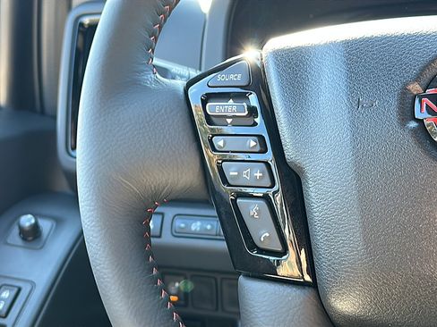 New 2026 Nissan Frontier PRO-4X w/ Pro-4x Convenience Package image 18
