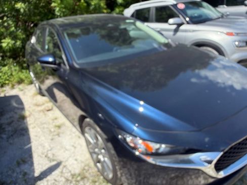 Used 2025 MAZDA MAZDA3 s FWD image 8