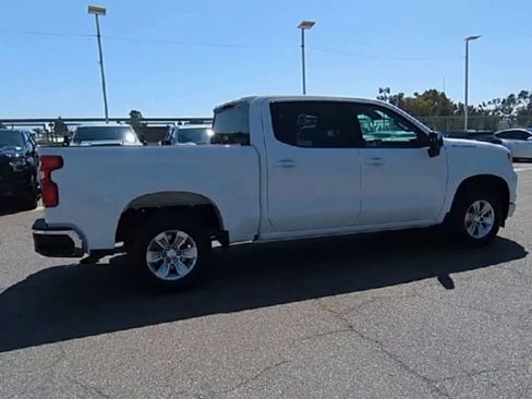 Used 2024 Chevrolet Silverado 1500 LT RWD image 8