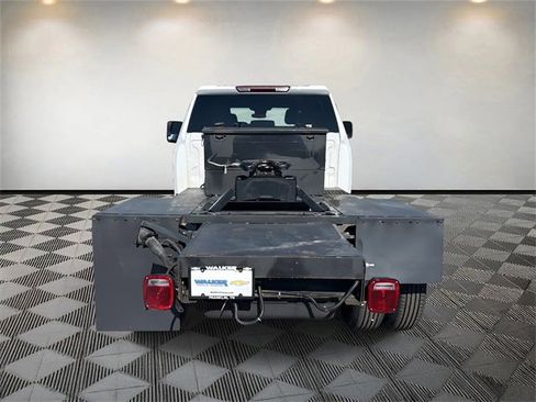Used 2024 Chevrolet Silverado 3500 W/T w/ WT Convenience Package image 4
