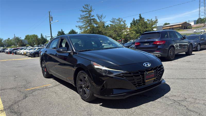 Used 2021 Hyundai Elantra SEL w/ Convenience Package FWD image 3